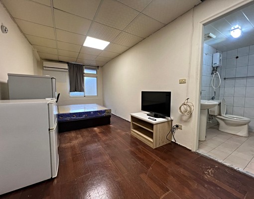 可租補板橋五權公園/通風採光佳/有多間選擇 - Image 3