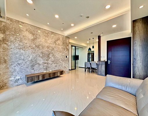 烏日地標✨星級公設✨推桿練習場✨精裝三改二✨雙套房✨豪華衛浴 - Image 4