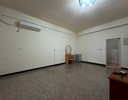 銓力租🔥南崁電梯大套房 - Image 1