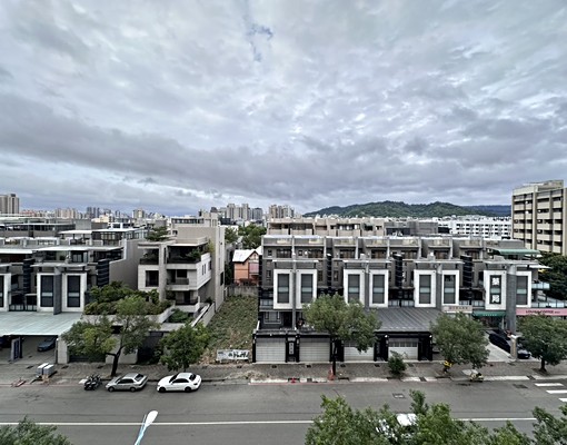 隨時可入住|廍子國小大兩房車位視野戶|快來看 - Image 3