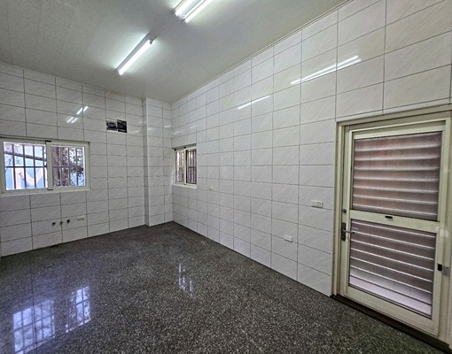 外包廠必租|辦公室首選|店住合一|空間方正|可神明|近國道 - Image 4