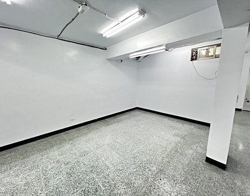 新北市板橋區翠華街大坪數一樓 - Image 4