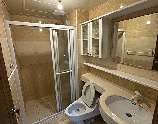 大竹大樓裝潢套房 - Image 3