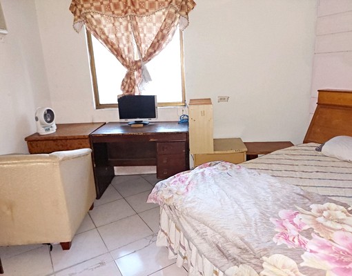 中正路透天3大房+車位我有附傢俱(出外人最方便) - Image 7