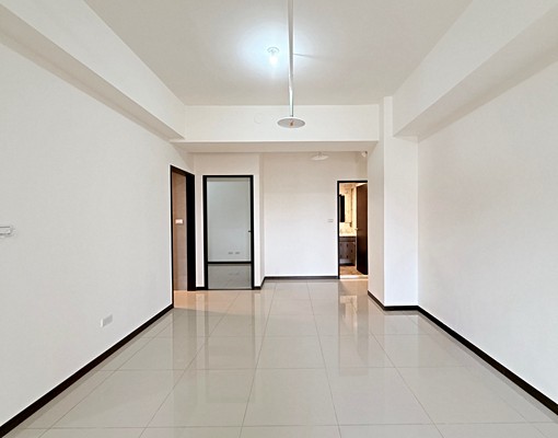 尊信社宅|興仁夜市旁|城中大璽大三房|免仲可租補景觀精品宅3 - Image 11