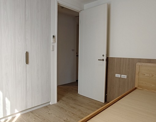 近水圳公園,高鐵站8分鐘,優質3+1房首租,精緻裝潢平面車位 - Image 10