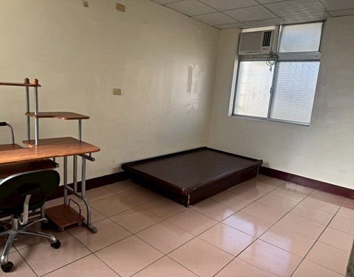 建功高中四房.附全新冷氣.可租補 - Image 11