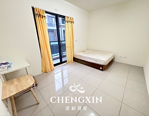 寶山社區型整棟別墅/四房好規劃/家具電部分齊全/屋齡2年 - Image 4