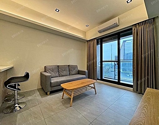 近高鐵,新光影城旁生活機能便利,溫馨大空間採光佳 - Image 3