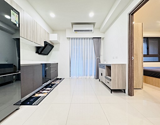 新裝潢高樓兩房#家具全配#可租補戶籍#趕快詢問 - Image 1