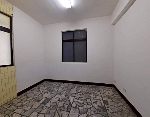 自信街低樓層2房 - Image 6