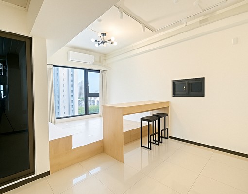 高鐵區【仁發喜悅】質感小豪宅|一房+平車位附充電樁 - Image 3