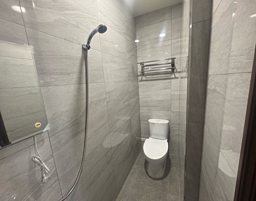 步行可達中壢火車站,交通超便利!周邊有商圈、超商、美食、生活 - Image 4