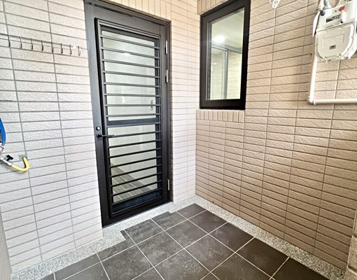 🥇可租補|三房兩廳雙陽台大空間|忠孝夜市.Lalaport - Image 6