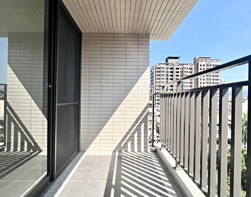 🥇可租補|三房兩廳雙陽台大空間|忠孝夜市.Lalaport - Image 3