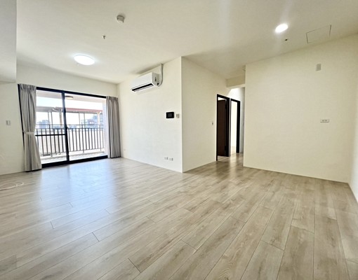 🥇可租補|三房兩廳雙陽台大空間|忠孝夜市.Lalaport - Image 1