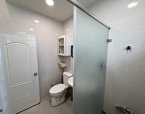 板橋❣台水電/可租補報稅/採光通風/傢俱齊全/獨洗曬/機能佳 - Image 12