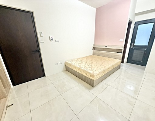 ☀️整棟透套✨陽台獨洗曬✨機車位✨子母車✨飲水機✨綠園道 - Image 3