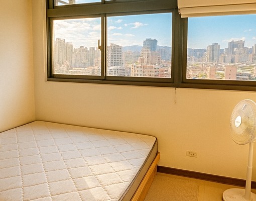 七張捷運西華館套房單獨主臥物件,非房仲 - Image 2