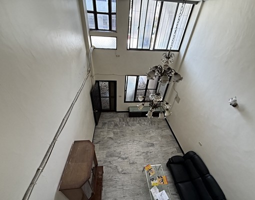 東區透天車庫空屋可租補可寵 - Image 10