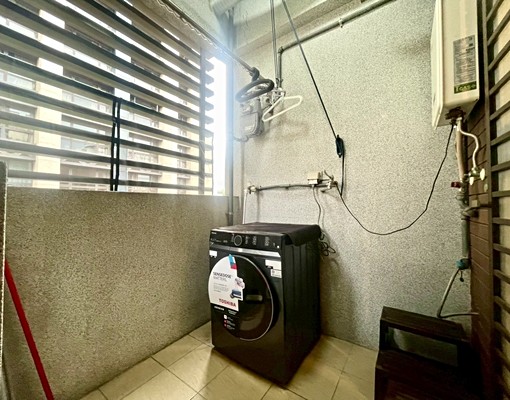 市政府🏠高檔小豪宅✨獨洗曬💦更衣室👚垃圾代收✅近捷機能 - Image 11