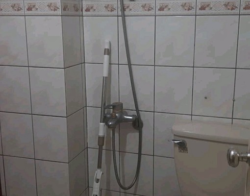 獨立套房一層一戶,乾淨便宜交通方便 - Image 4