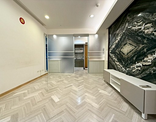 七張🚄裕隆城旁機能好🌟游泳池🏊採光通風☀️雙衛浴🌟 - 591租屋網 - Image 2