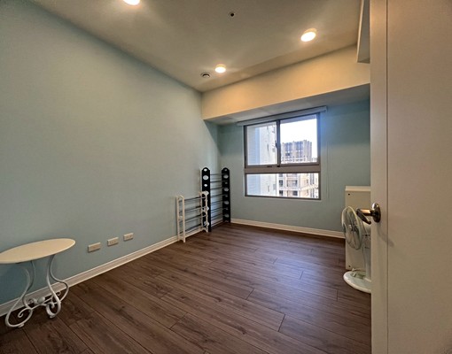 🏡東方文華美三房附車位知名建商高品質宅家具電全配 - Image 3