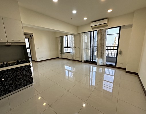 左營巴洛克2+1房(含)平面車位屋主傢俱電可談 - Image 2