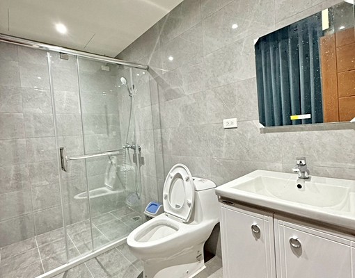 全新傢具✨採光精美套房✨戶數單純✨大坪數✨黃金地段✨陽台洗曬 - Image 5