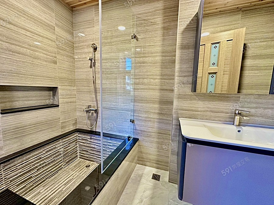 市政三越實景圖