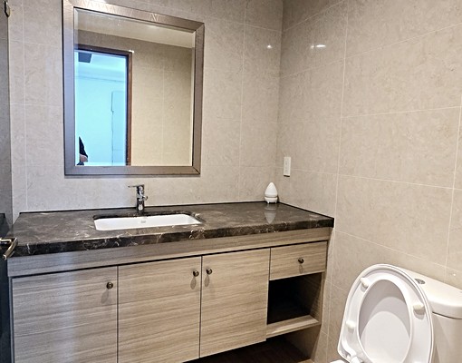 拎包入住!電梯分租套房附有獨立陽台,可租補 - Image 3