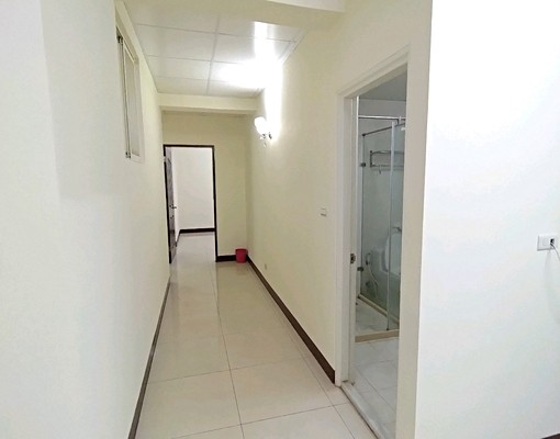 三民捷運.方正二樓出租 - Image 11