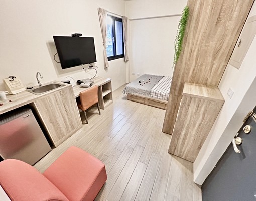 親親影城太原車站梯套房︱租補︱流理台︱陽台獨洗︱衛浴開窗 - Image 2