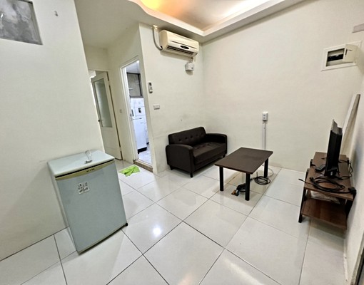 總管家~大套房超划算"近中友百貨"可租補~可小寵~ - Image 1