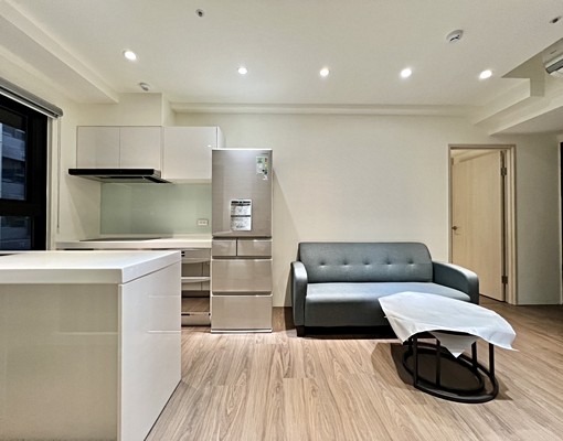 青埔A18站前新銳｜高樓層2房＋平面車位｜全配含管拎包入住 - Image 5