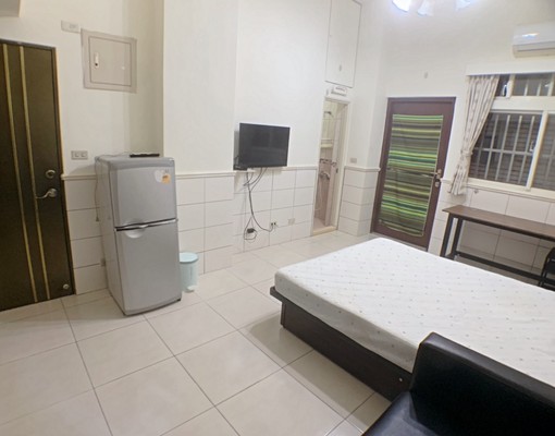 近徐匯中學站/免爬樓梯/獨立洗衣機 - Image 1