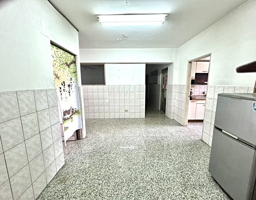 莒光國小莒光市場旁超大坪數空間~近油廠國小捷運含管含水費 - Image 10