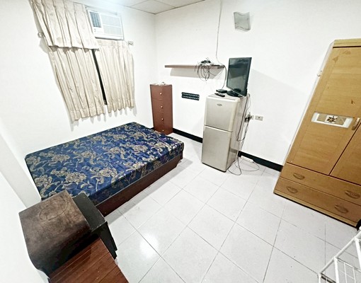 遠東世紀廣場◆超值套房◆採光屋況佳★台電 - Image 1