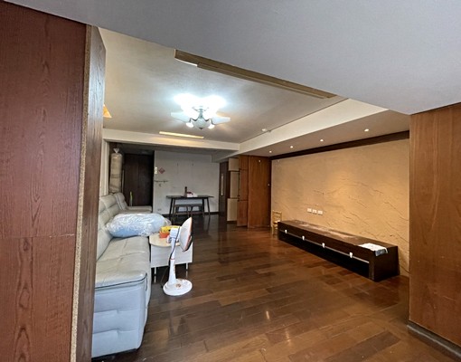 可租補/可竉/可另租車位~濱湖特區~電梯四房 - Image 3