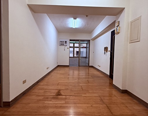 🉑租補報稅入籍🉑近丹鳳捷運站四維市場近學區電梯3房 - Image 2