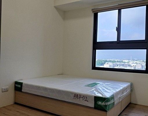 潭子區"順天豐華"全新未住三房+平面車位(含全新傢俱) - Image 9