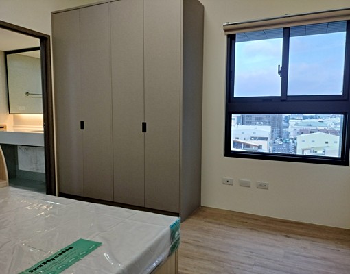 潭子區"順天豐華"全新未住三房+平面車位(含全新傢俱) - Image 6