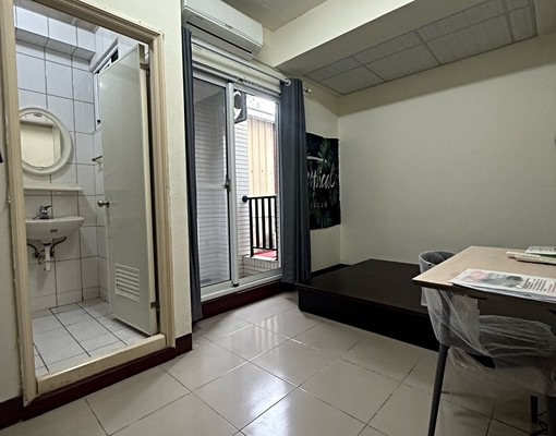 東區裕豐街優質套房（冰箱洗衣機床墊換新）（可租補） - Image 12