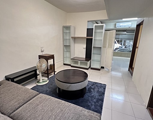 喬陽社宅1房可租補入籍-近思賢公園/思賢國小/全聯福利中心 - Image 2