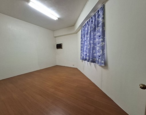 爬梯三樓大四房,邊間雙陽台,間間舒敞,好居住餐廳,居家好生活 - Image 11