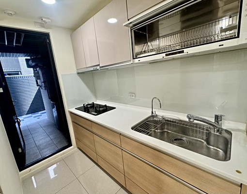 (可租補)高大特區/森河畔/兩房+平車+大露臺 - Image 6