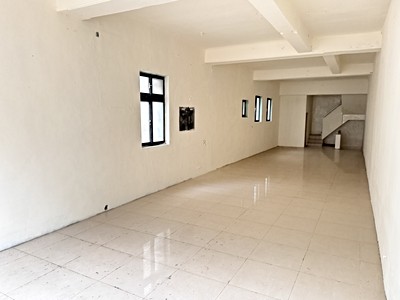 台屋台北長安店~台北車站~稀有邊間透天店面公園新光商越台大