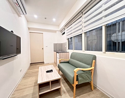 全新.新竹車站.走路9分到大遠百.獨立陽台.大套房 - Image 1