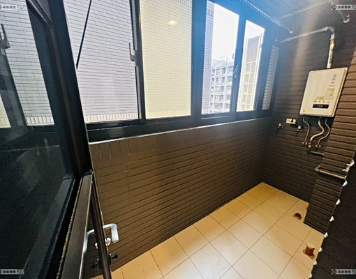 電梯寬敞三房採光優-含車位/管理費-雙衛浴-可入戶籍 - Image 13